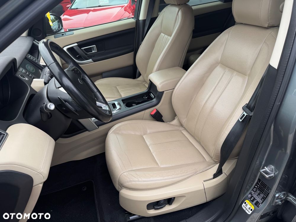 Land Rover Discovery Sport - 14