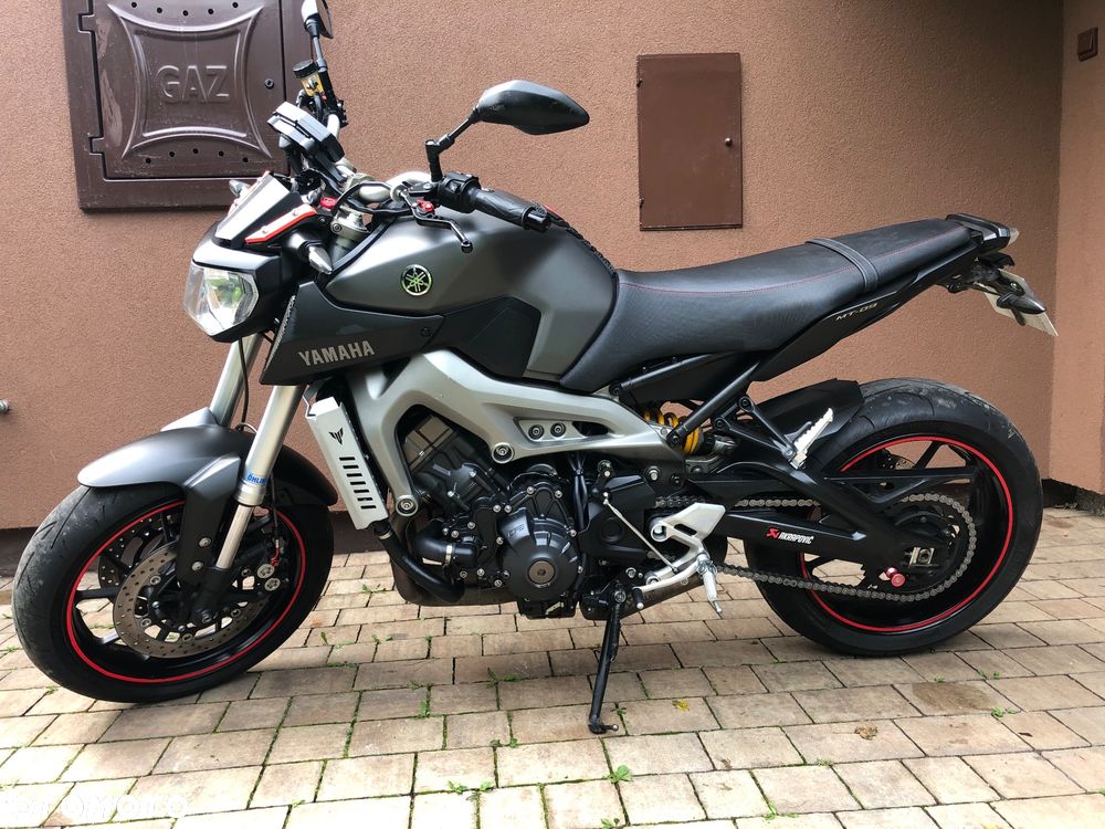 Yamaha MT - 7