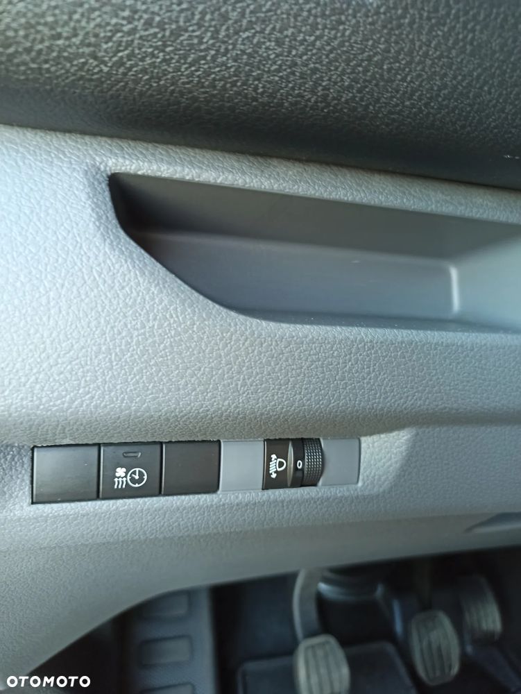 Opel VIVARO 2019R 2.0D 122KM 6 BIEGÓW LEDY 2XPDC GRZANE FOTELE TEMPOMAT WEBASTO MARTWE POLE KLIMATRONIC - 13