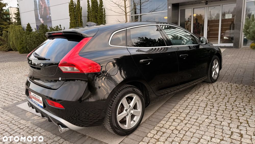 Volvo V40 D3 Linje You - 23