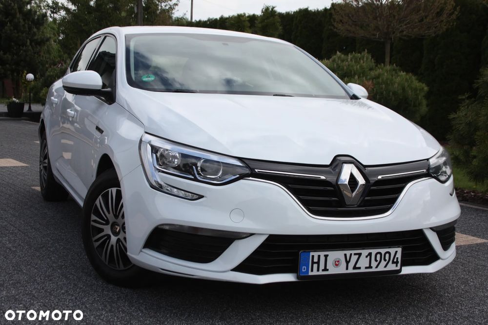 Renault Megane ENERGY TCe 100 LIMITED - 24