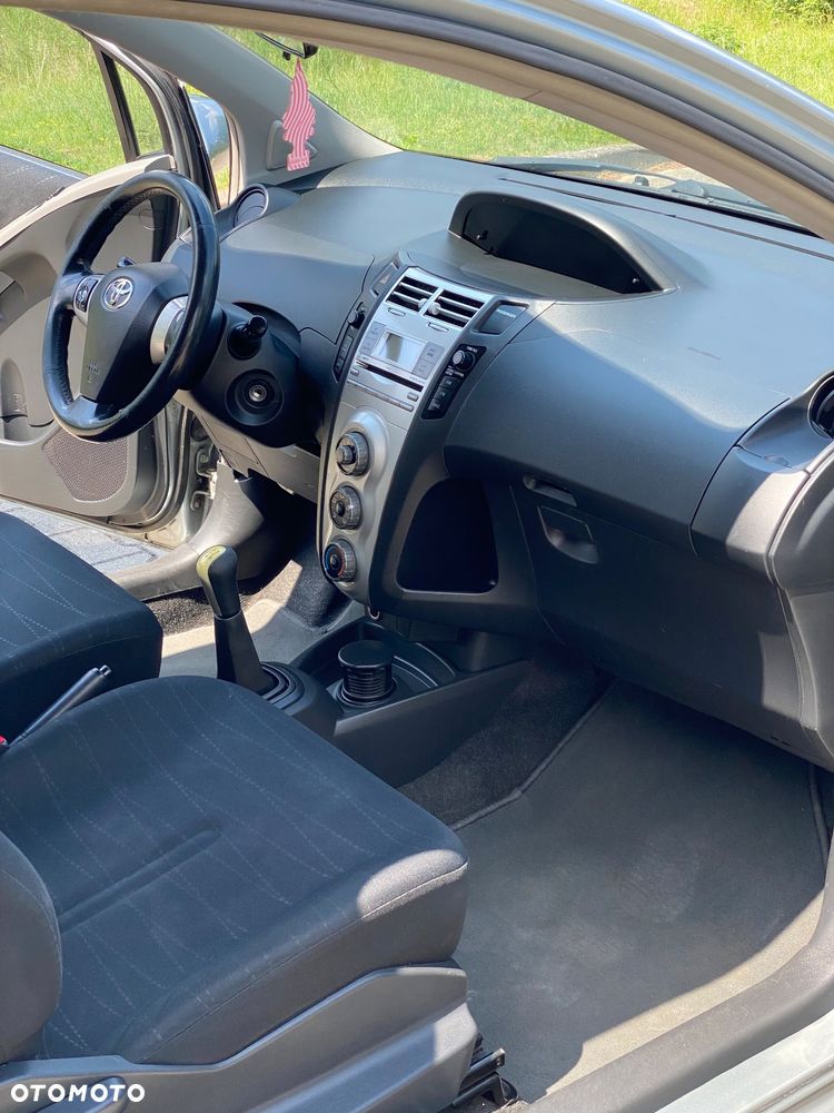 Toyota Yaris 1.3 Luna - 13