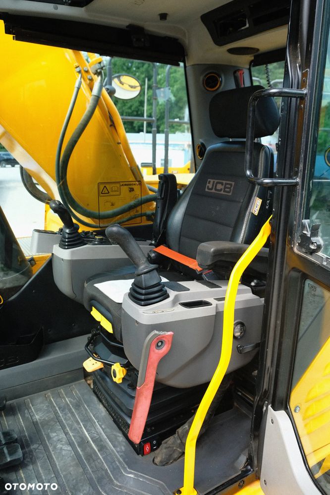 JCB 220 XLC 4f 7200H - 37
