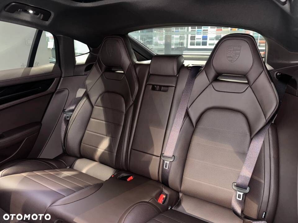 Porsche Panamera - 19