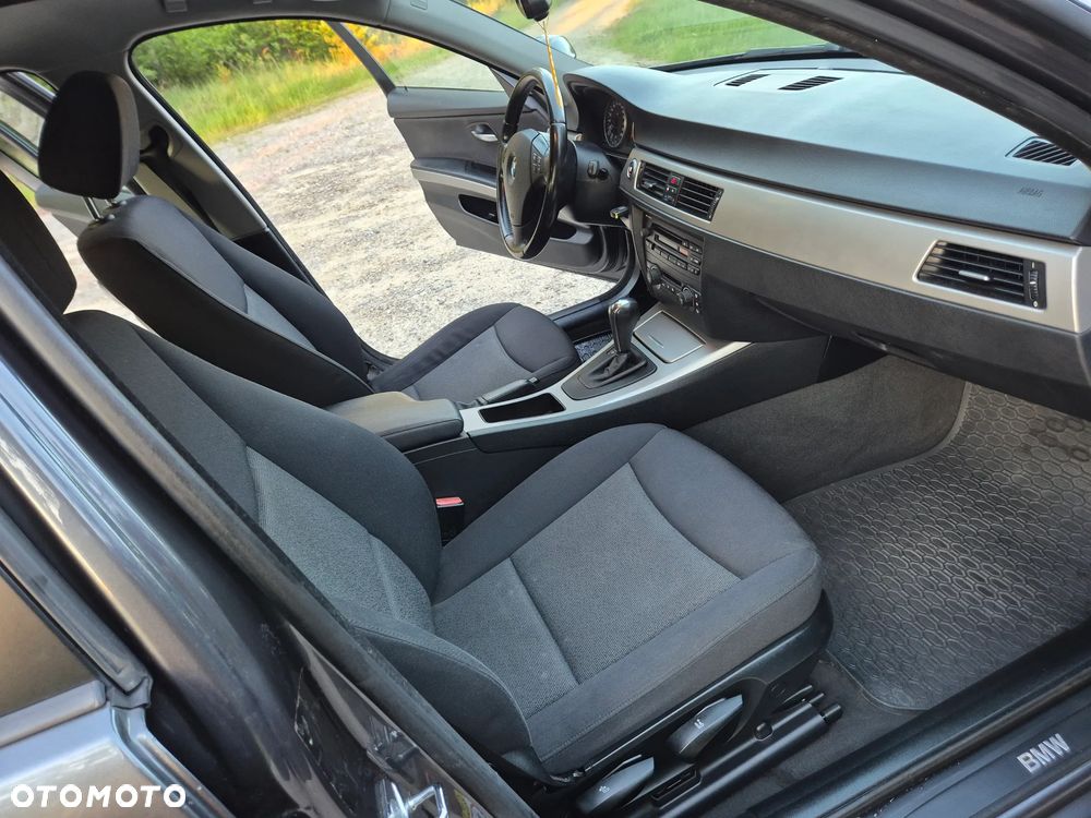 BMW Seria 3 - 17