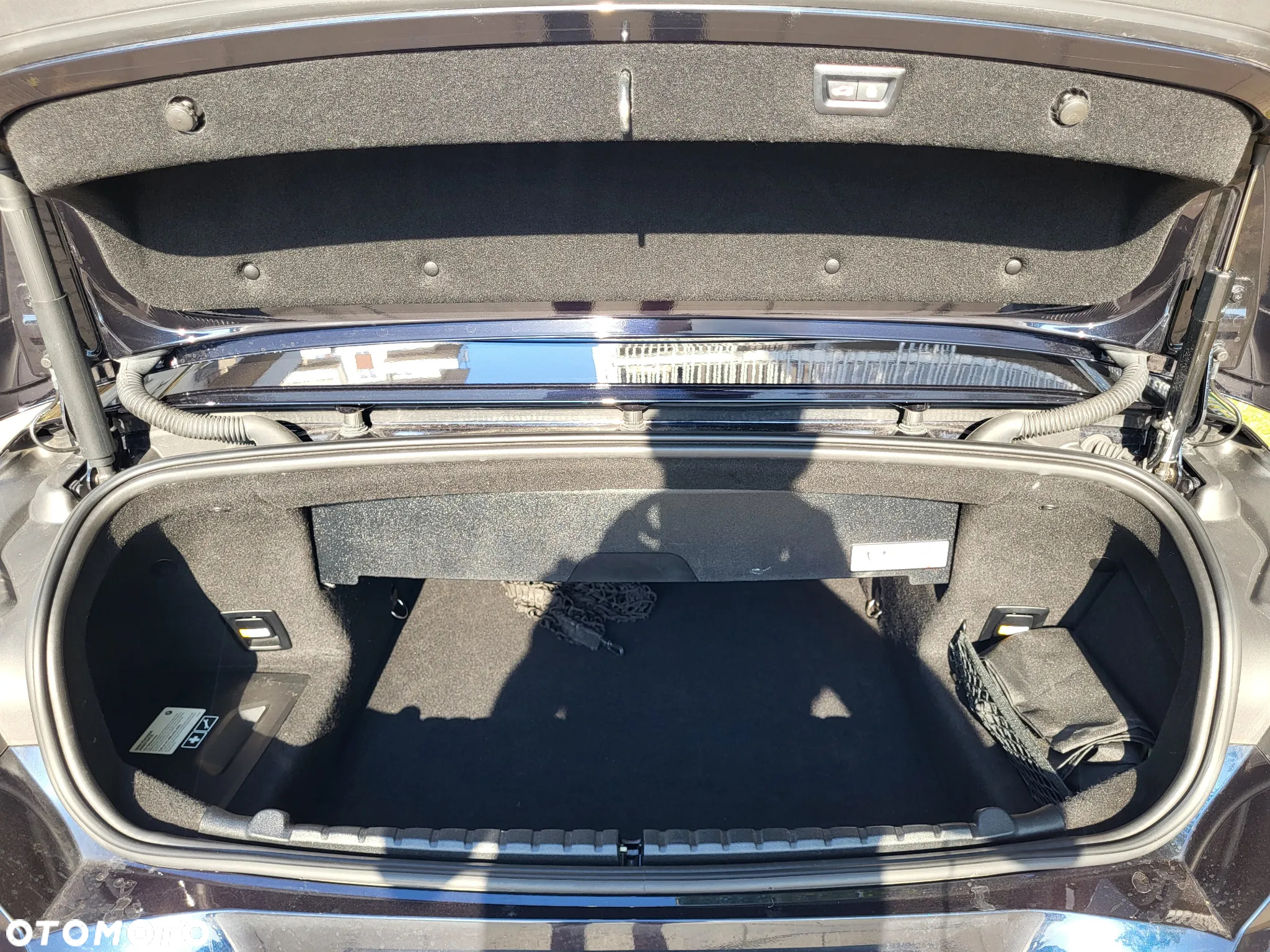BMW Seria 8 M850i xDrive Cabrio - 31