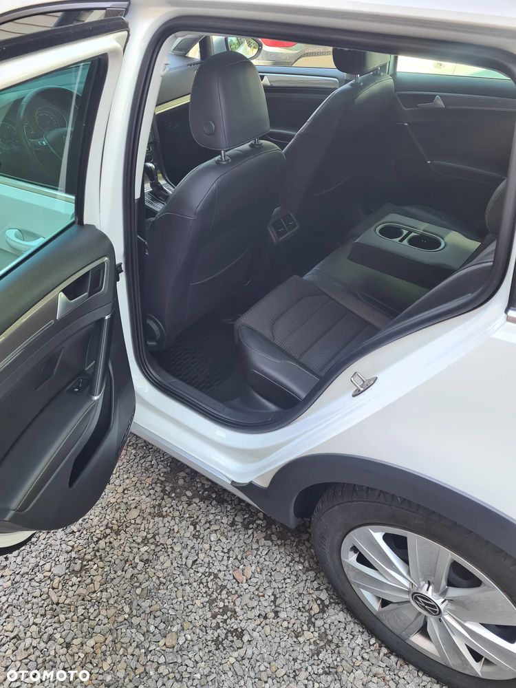 Volkswagen Golf Alltrack - 10