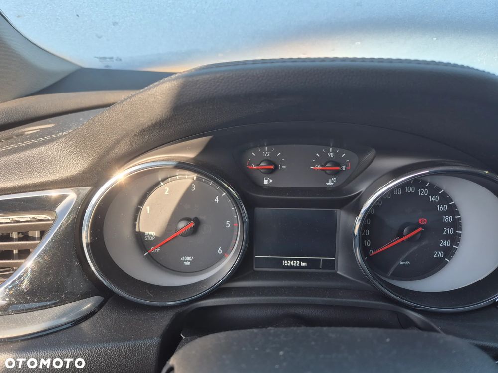 Opel Insignia - 12