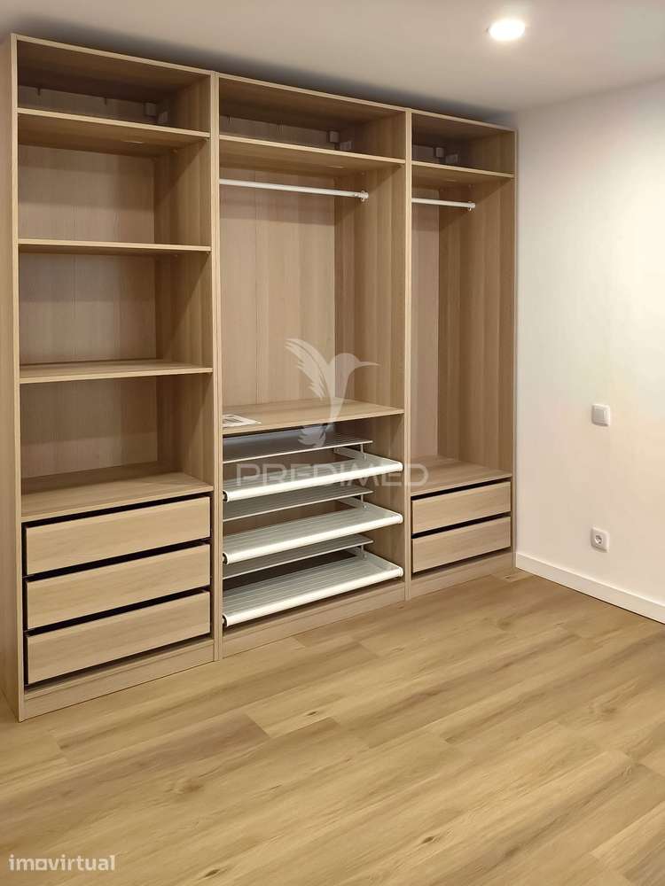 T2+1 Moderno, Mobilado e Equipado | Design Contemporâneo e Pronto a... - Grande imagem: 4/19