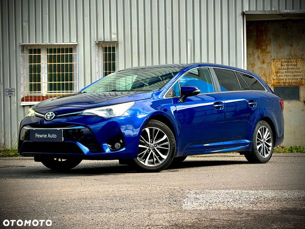 Toyota Avensis 2.0 Premium MS - 3
