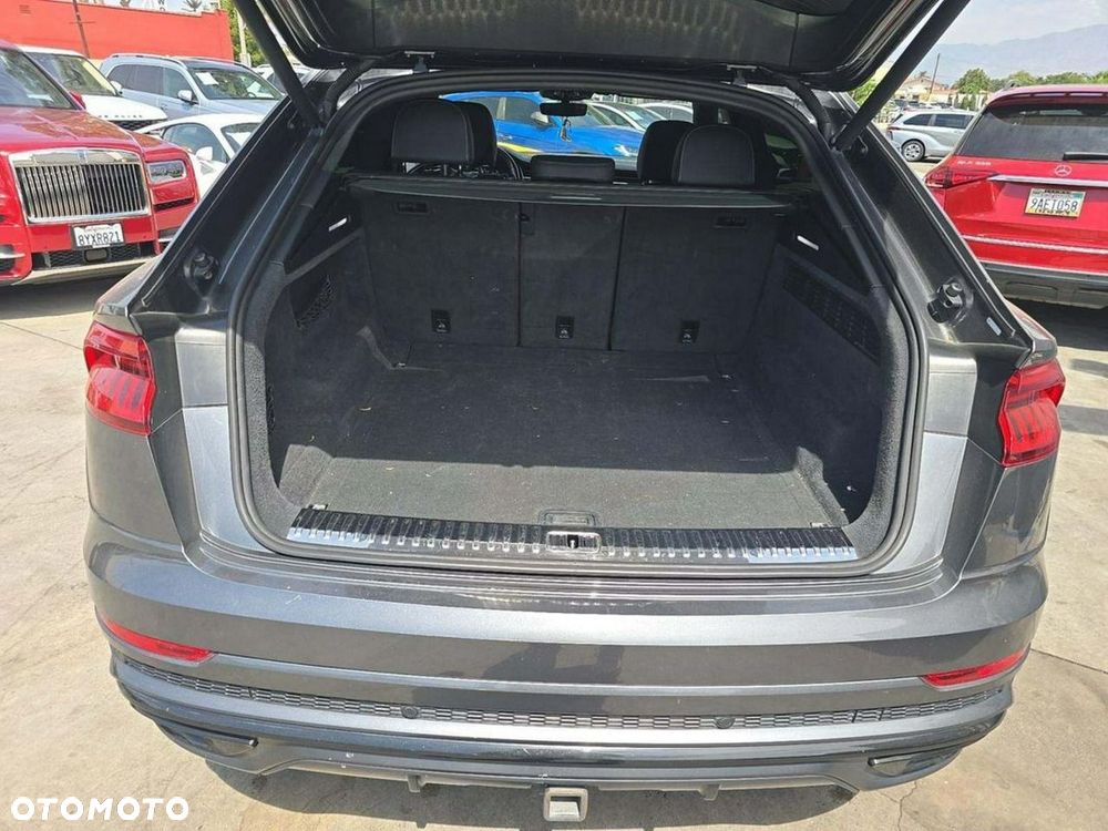 Audi Q8 55 TFSI quattro tiptronic - 11
