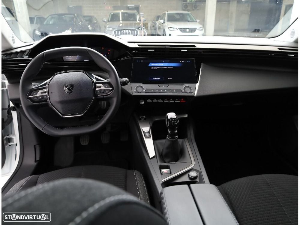 Peugeot 308 1.2 PureTech Active Pack - 26