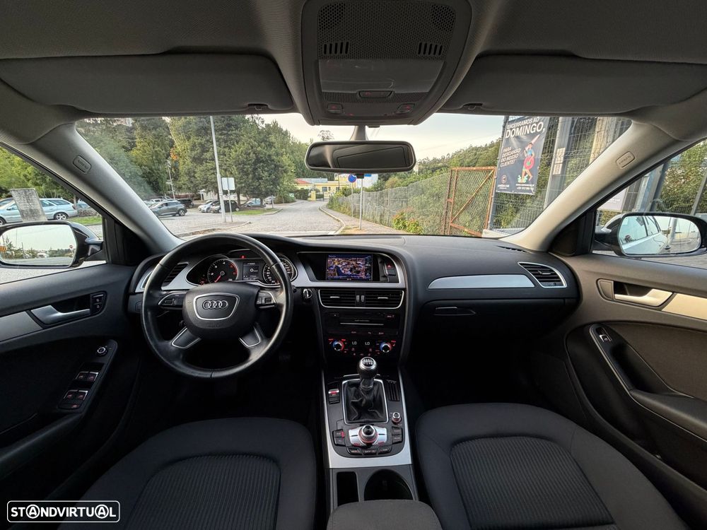 Audi A4 Avant 2.0 TDI Business Line - 34