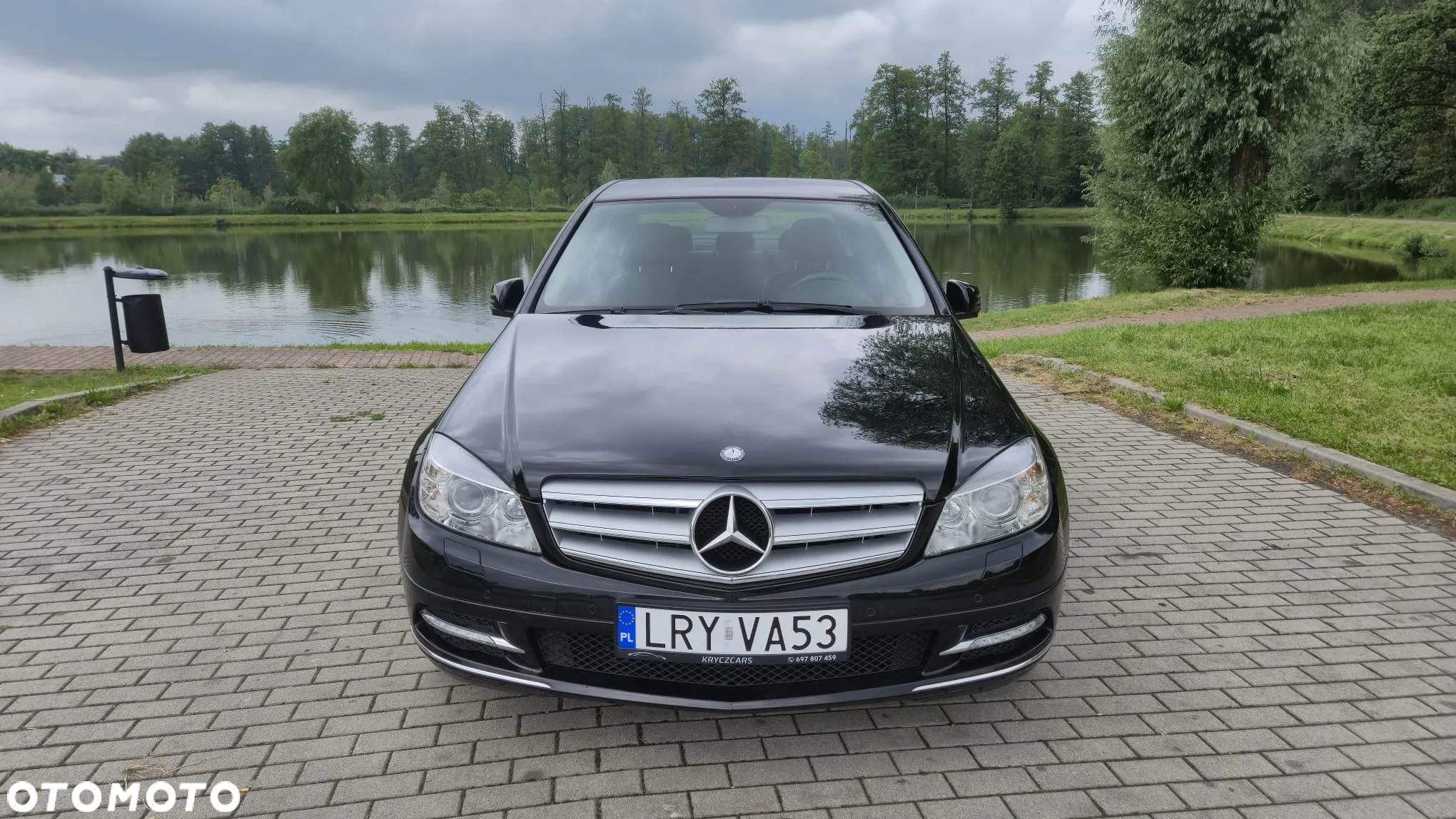 Mercedes-Benz Klasa C 180 T CGI Automatik BlueEFFICIENCY Avantgarde - 3