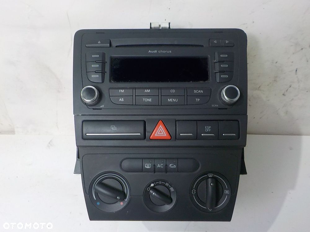 AUDI A3 8P KONSOLA ŚRODKOWA RAMKA RADIA 2 DIN - 1