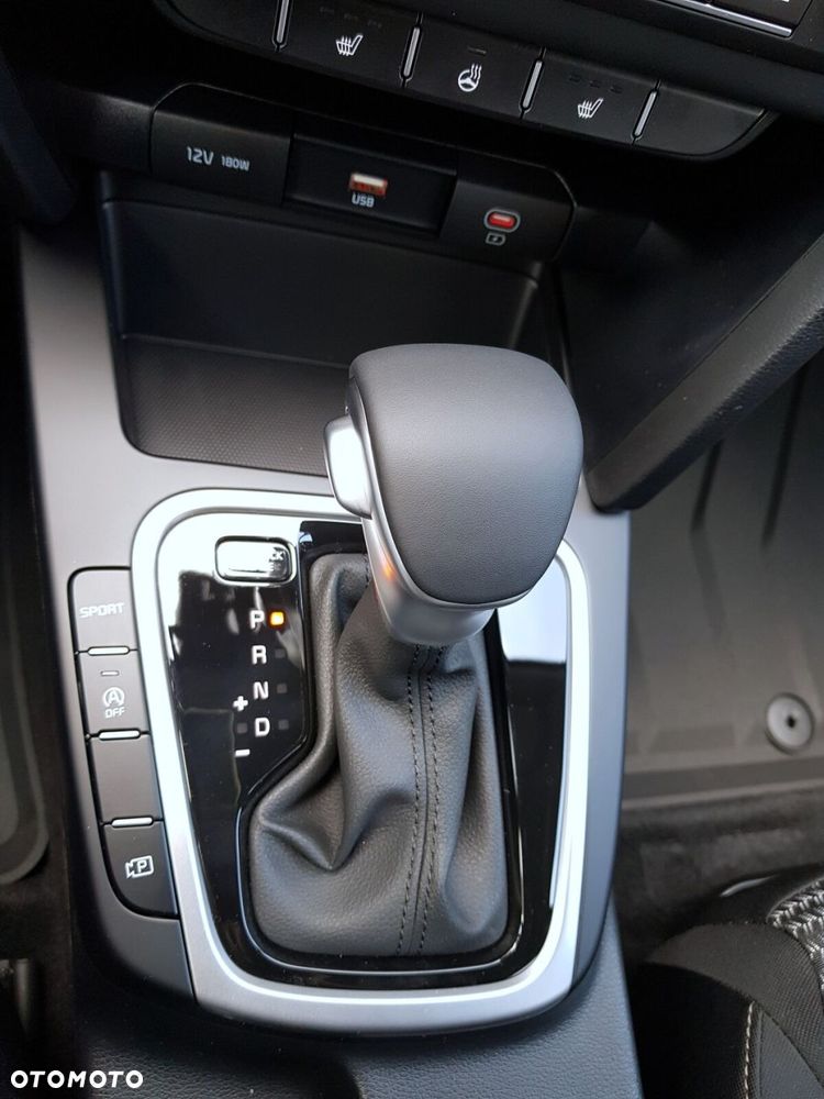 Kia XCeed 1.6 T-GDI M DCT - 22