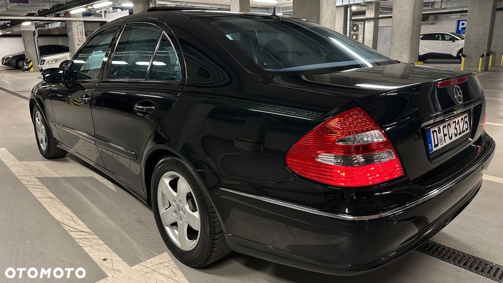 Mercedes-Benz Klasa E 350 7G-TRONIC Avantgarde - 38
