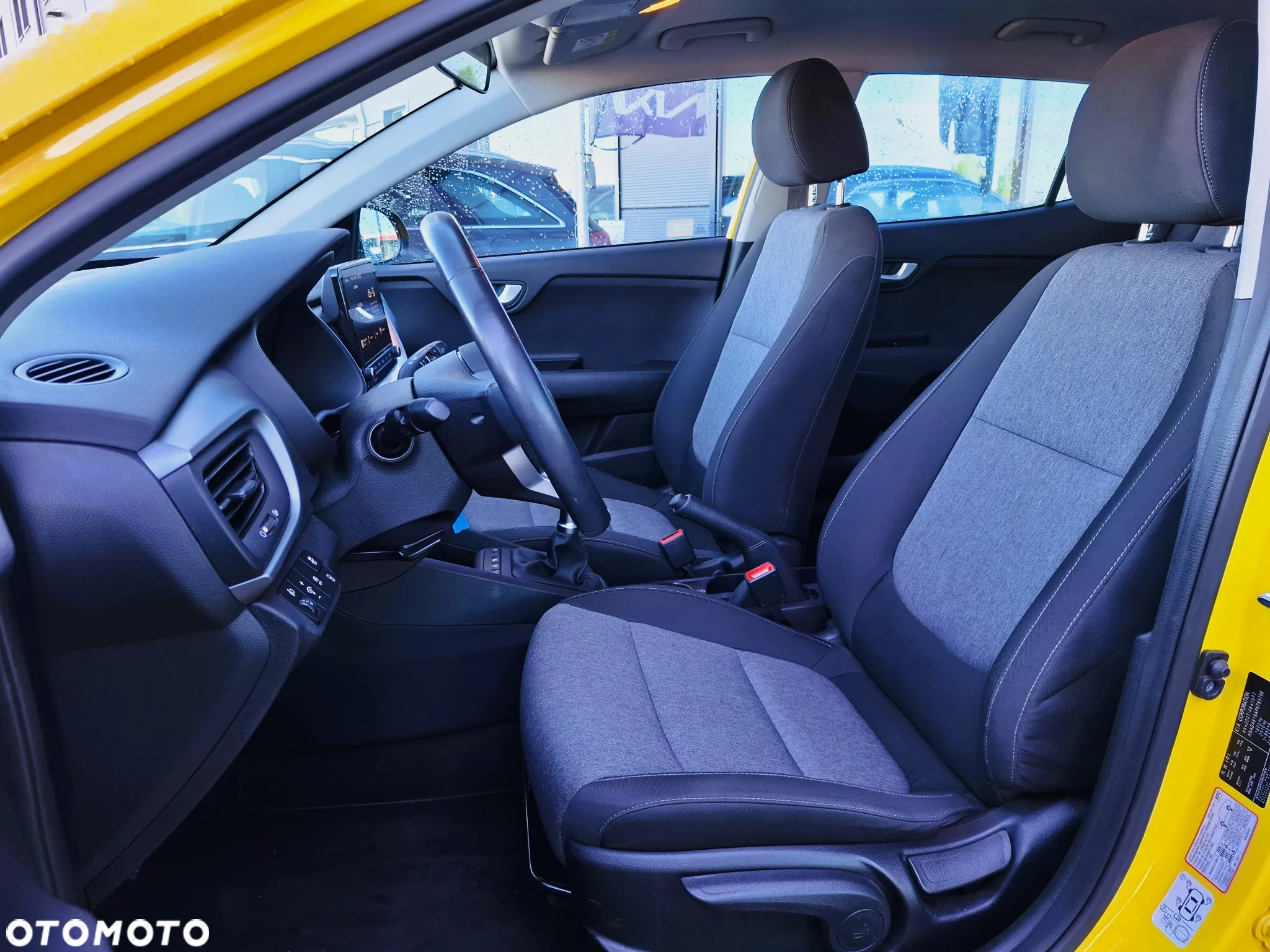 Kia Stonic 1.2 M - 11