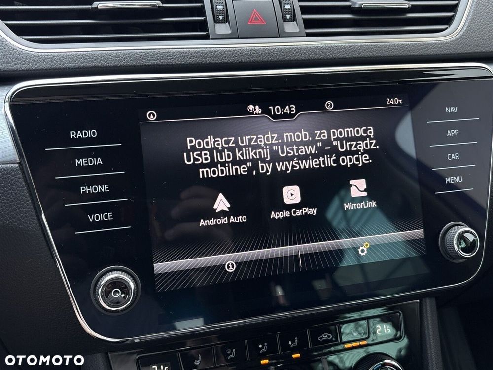 Skoda Superb 2.0 TDI SCR Ambition DSG - 26