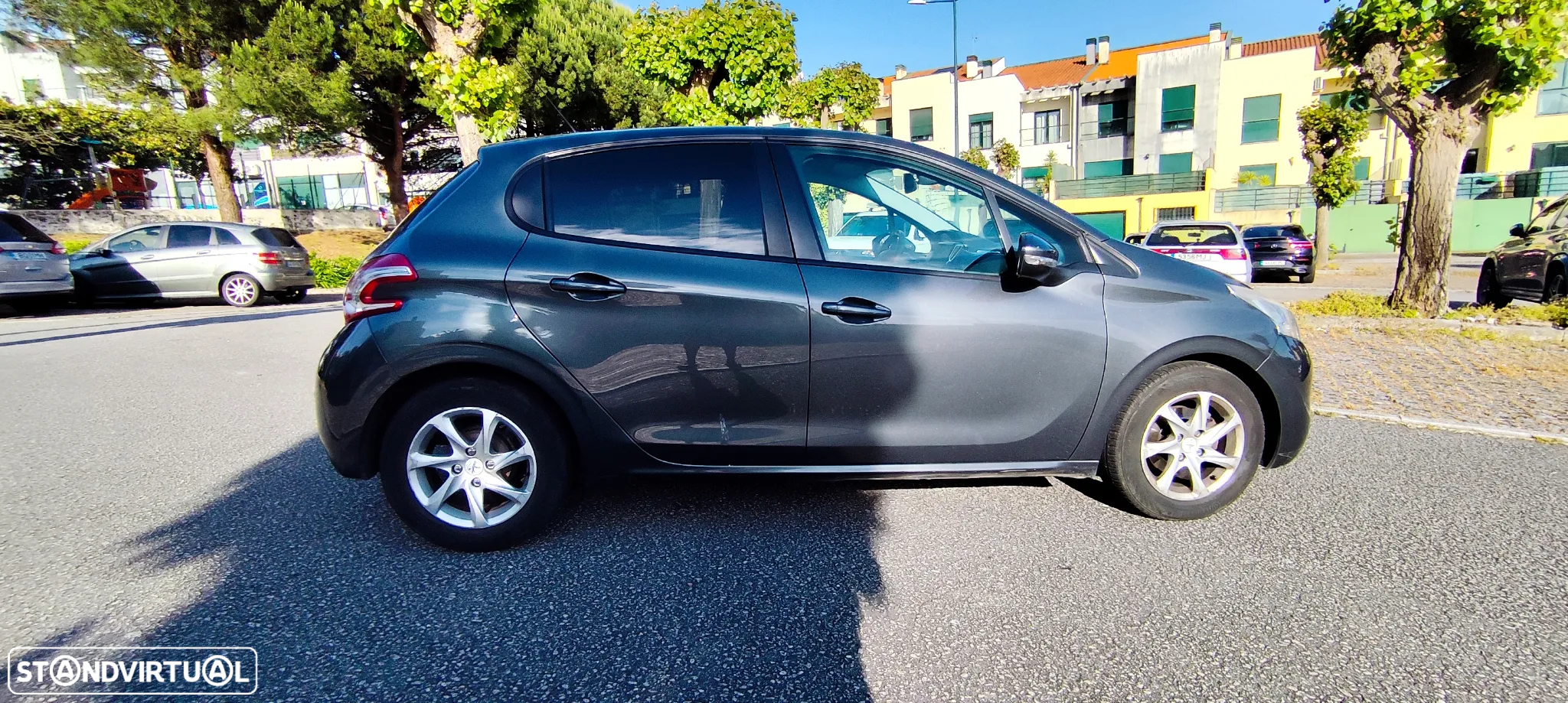 Peugeot 208 1.4 HDi Active - 8