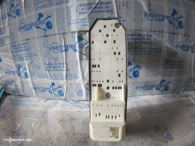 Interruptor Inter4481 TOYOTA AURIS 1 FASE 1 2007 1.6I 125CV 5P PRETO VIDROS FE Apoio Danificado TOYOTA AURIS 1 FASE 1 2009 2.0 D4D 126CV 5P AZUL - 3