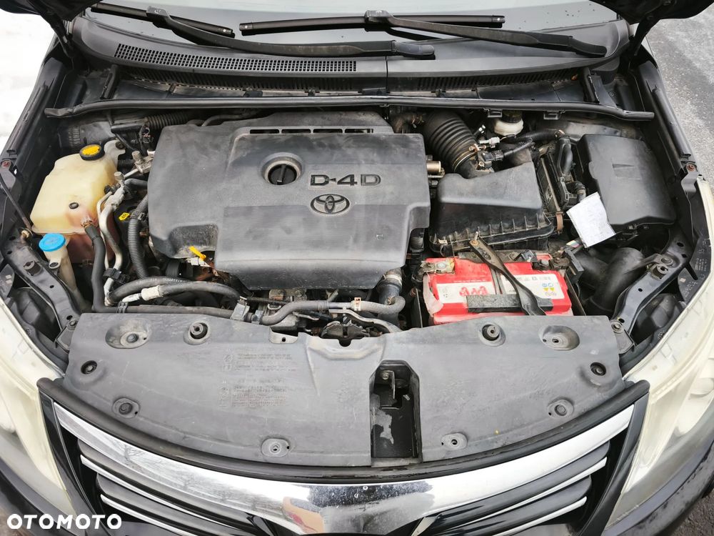 Toyota Avensis 2.0 D-4D Premium - 15
