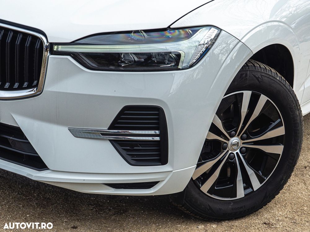 Volvo XC 60 B4 D AWD Geartronic Momentum - 29