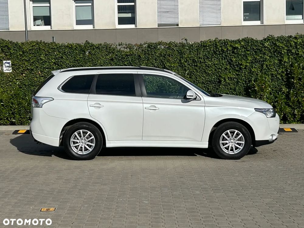 Mitsubishi Outlander 2013 photo 3
