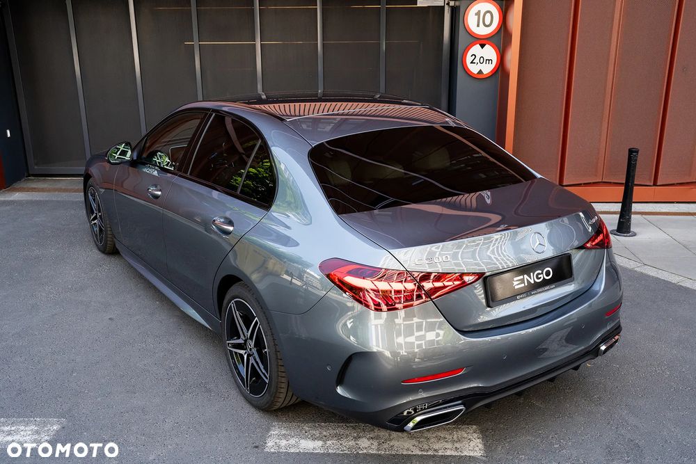 Mercedes-Benz Klasa C 200 mHEV 4-Matic AMG - 14