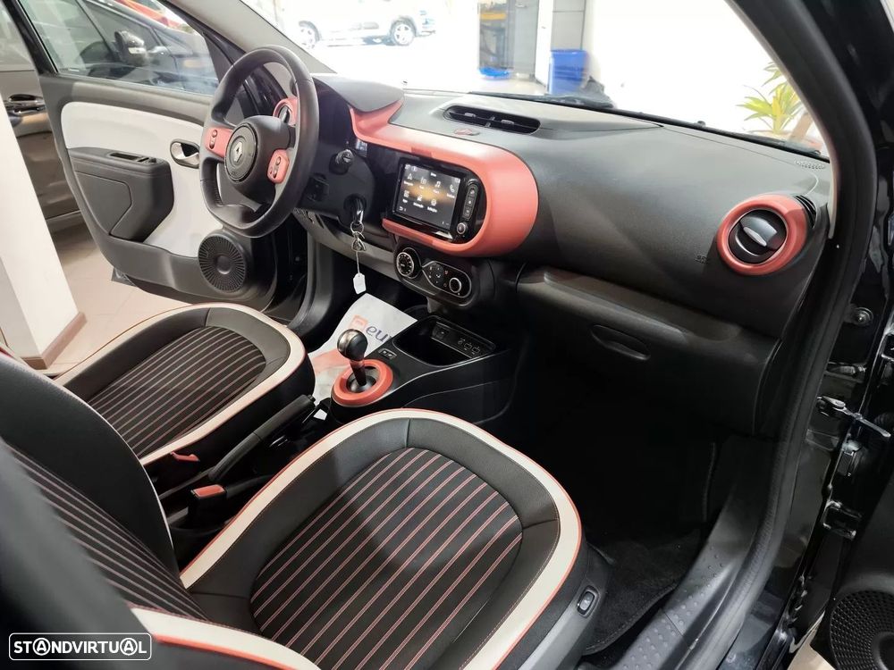 Renault Twingo E-Tech - 26