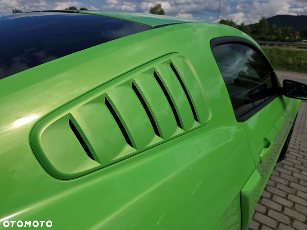Ford Mustang - 12