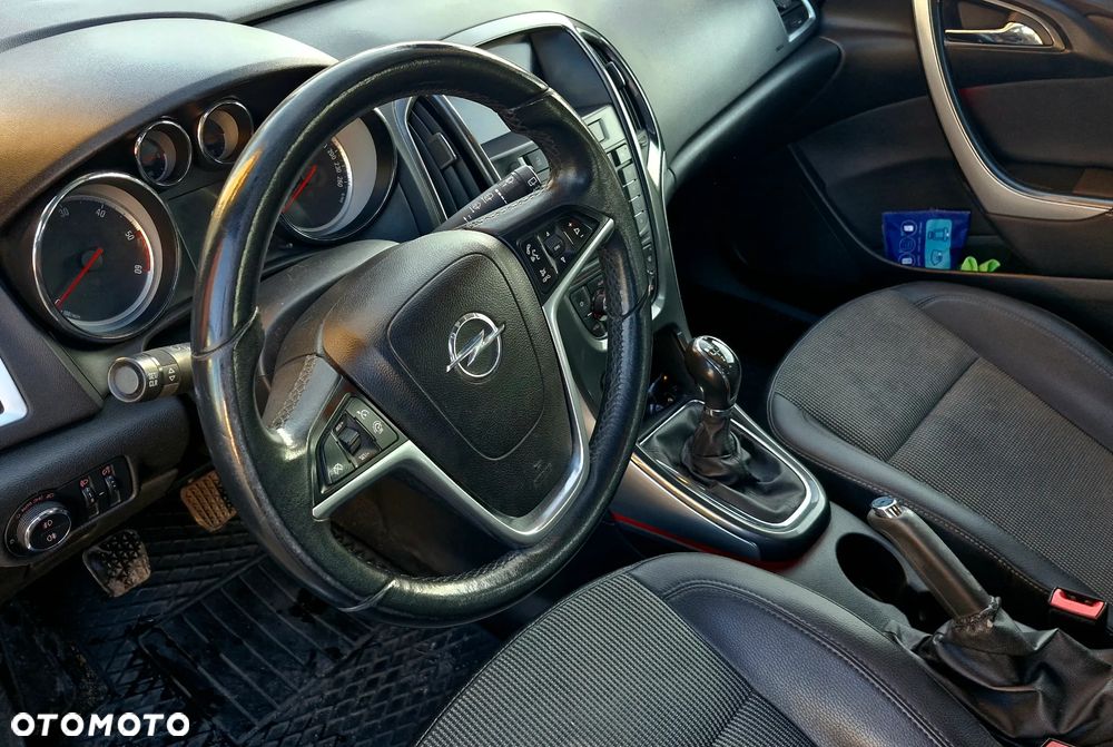 Opel Astra 1.7 CDTI - 12