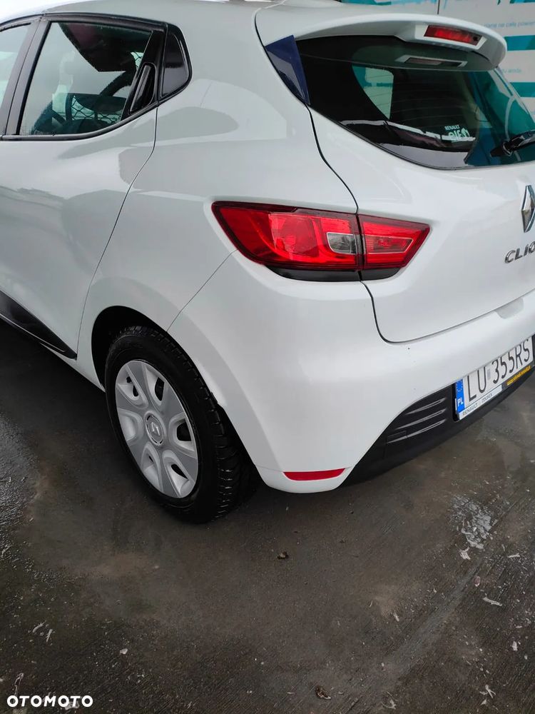 Renault Clio 1.2 16V Life - 5
