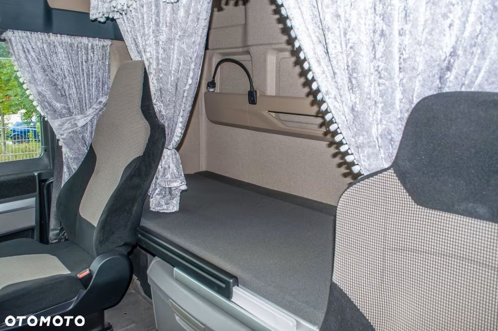 MAN TGX 26.510 + przyczepa  Schwarzmüller T-Serie | HDS Palfinger  PK 20.501L TEC3 | oś podnoszona i skrętna - 17