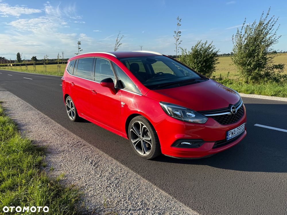 Opel Zafira 2.0 CDTI Plus EcoFLEX S&S - 1