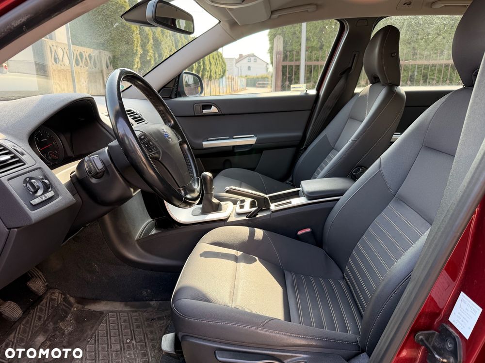 Volvo V50 DPF D2 Momentum - 9