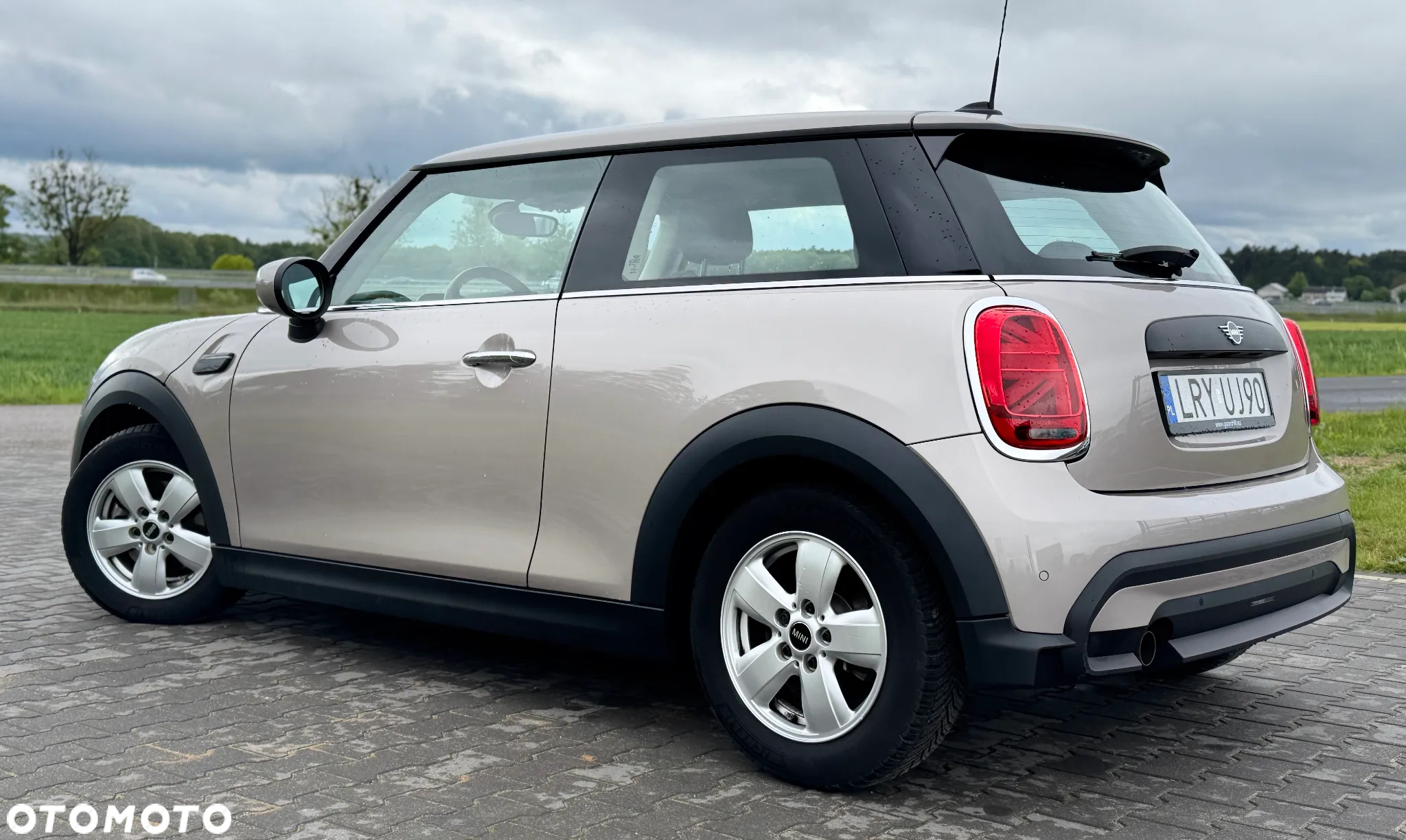 MINI ONE Classic Trim - 7