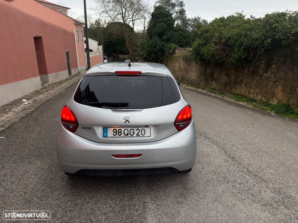 Peugeot 208 1.2 PureTech Allure - 3