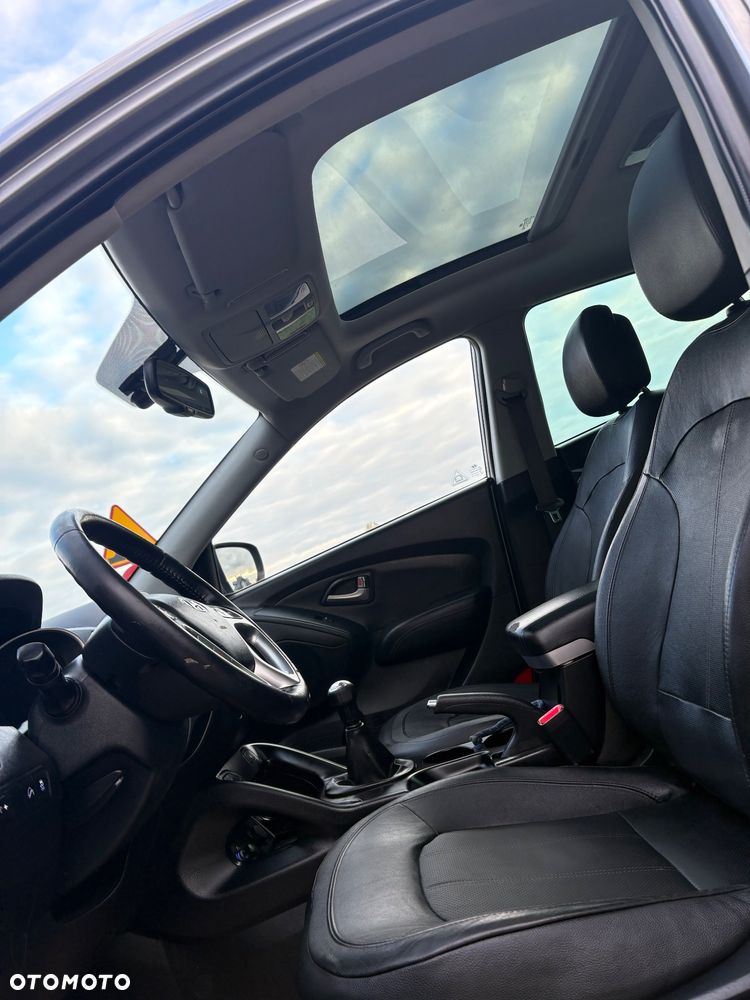 Hyundai ix35 2.0 Premium 2WD - 10