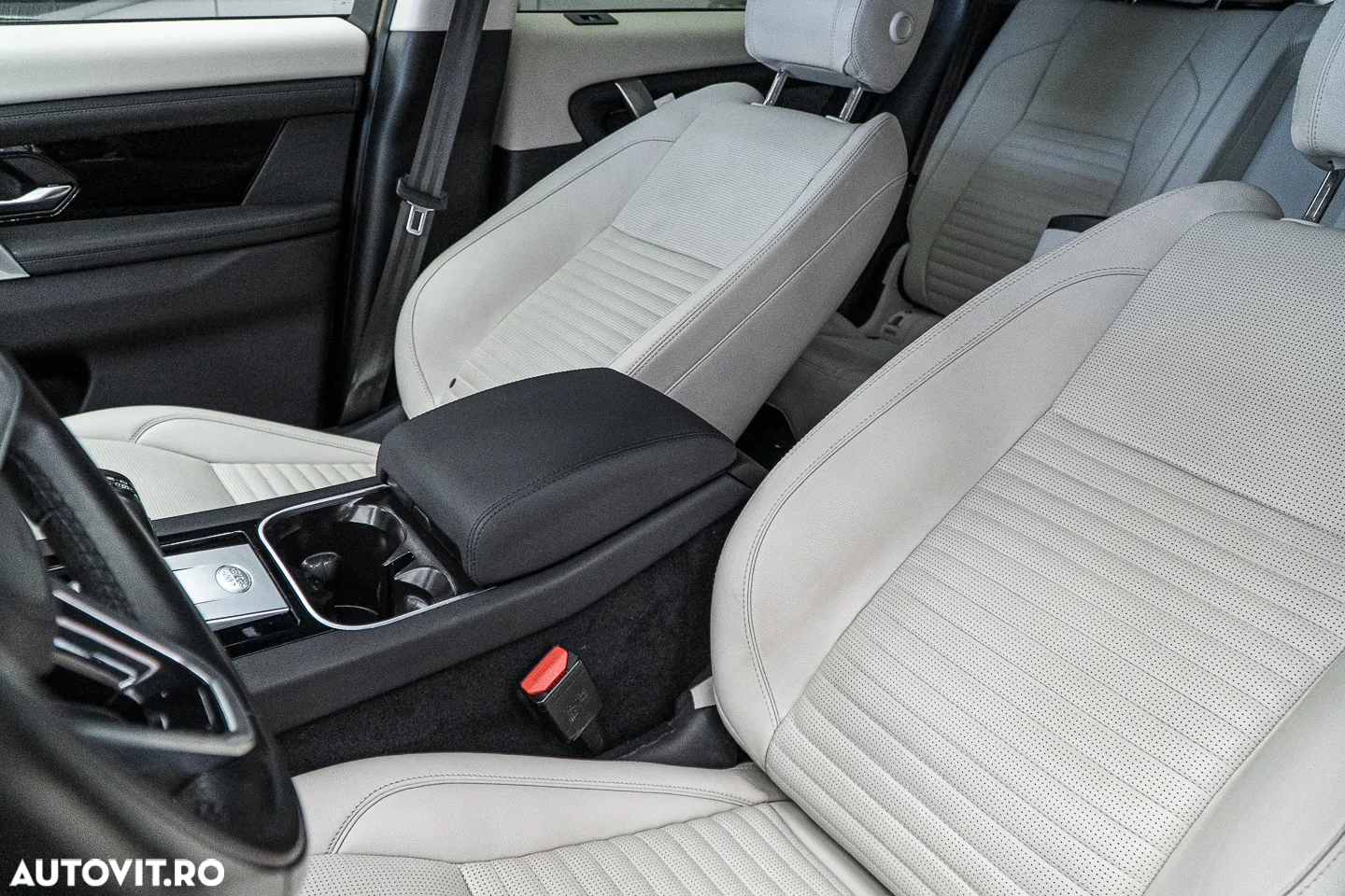 Land Rover Discovery Sport 2.0 D200 MHEV SE - 14