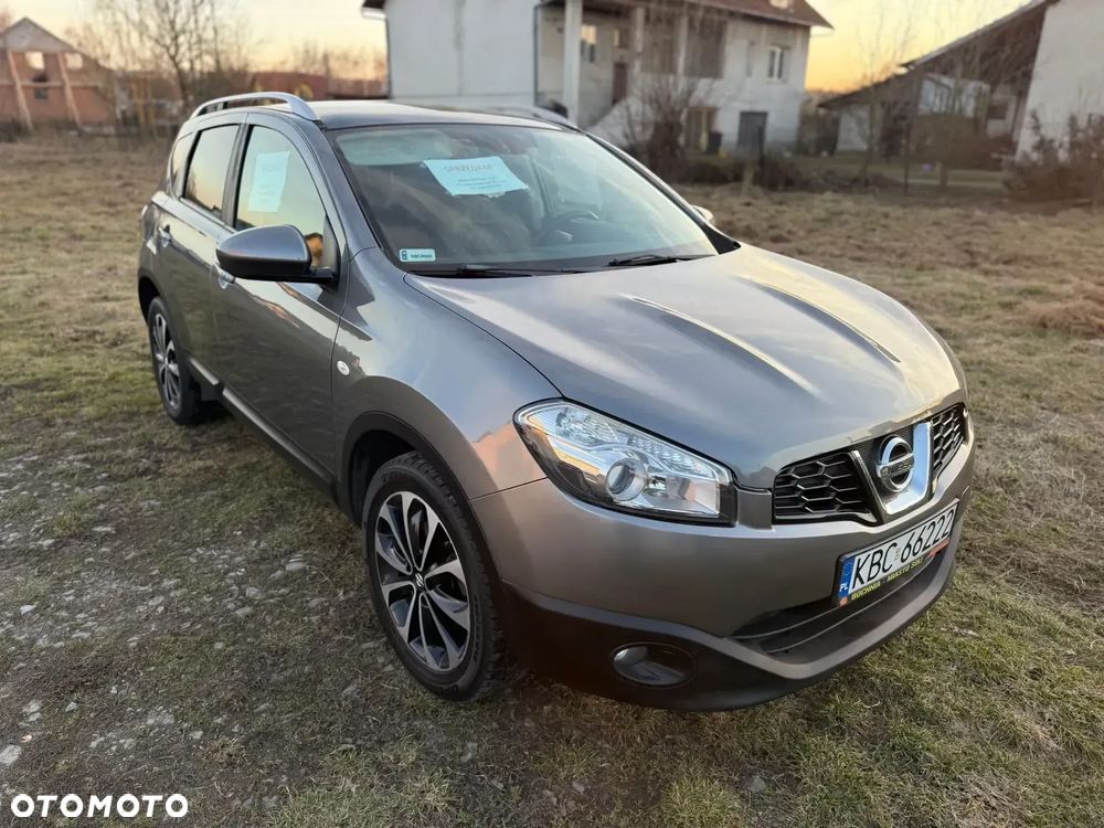 Nissan Qashqai - 2