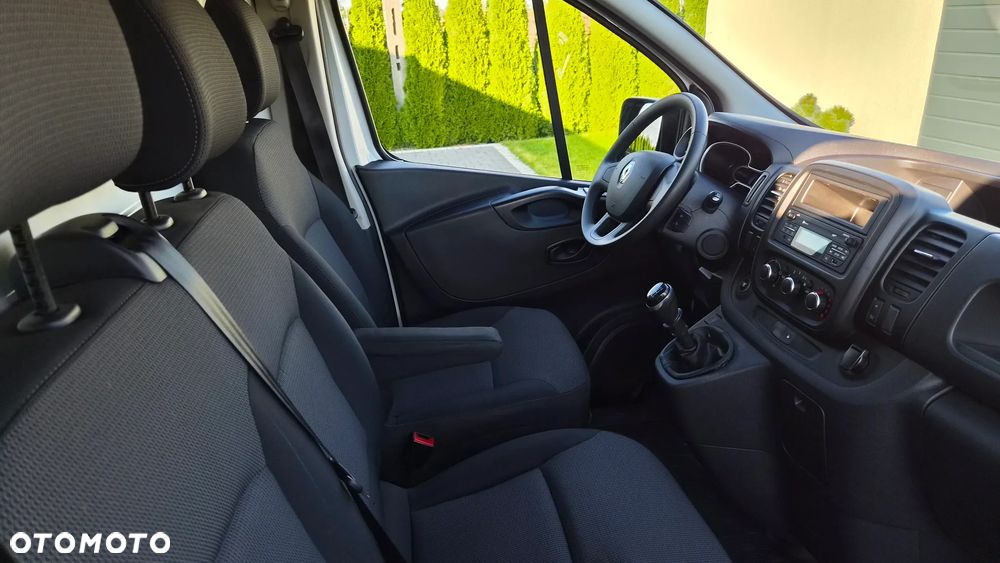 Renault Trafic - 21