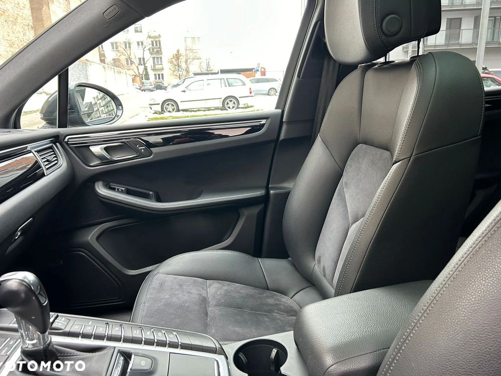 Porsche Macan - 10