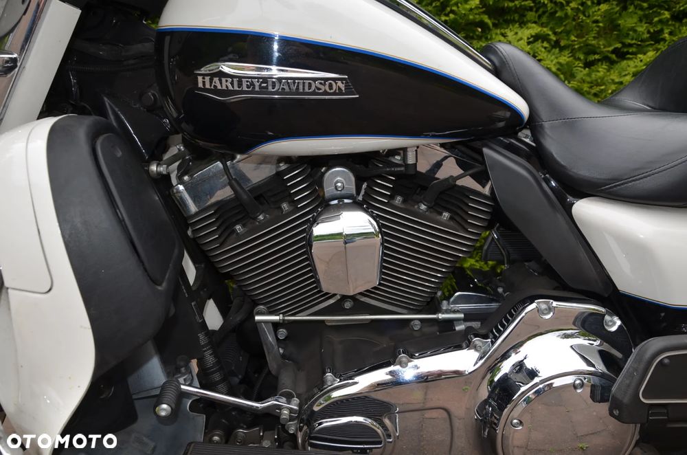 Harley-Davidson FLHTCU Ultra - 26
