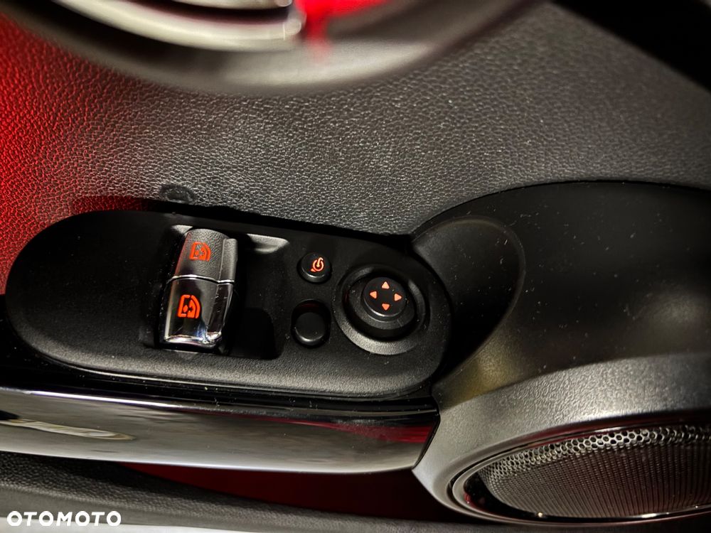 MINI John Cooper Works - 9