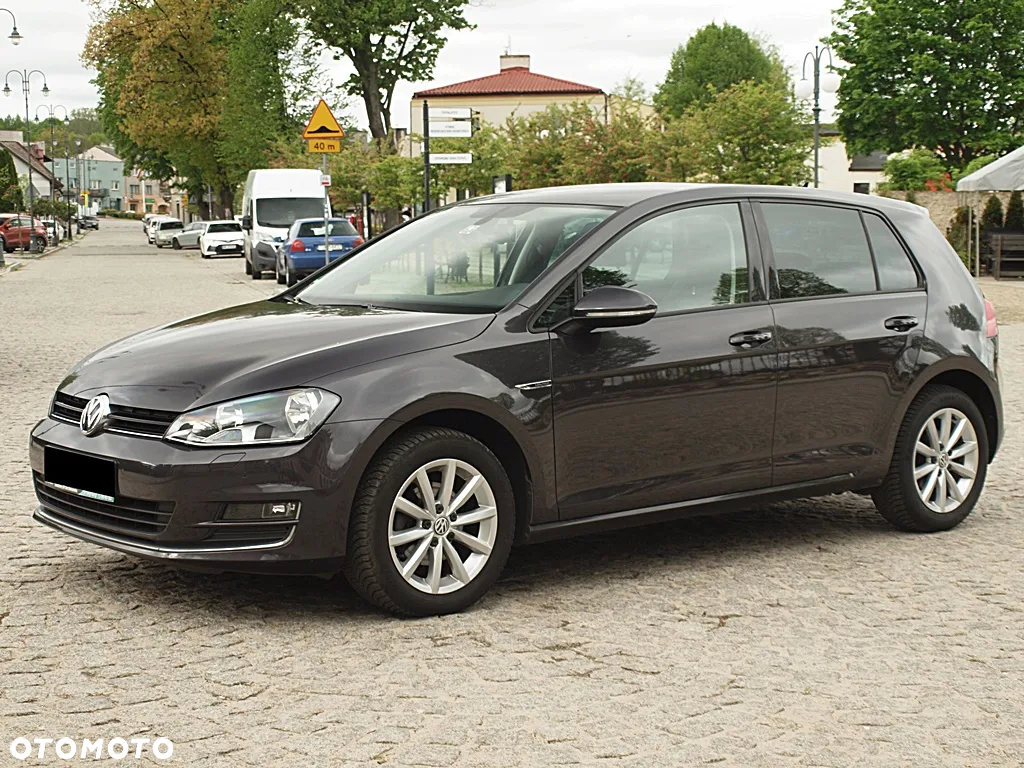 Volkswagen Golf - 4