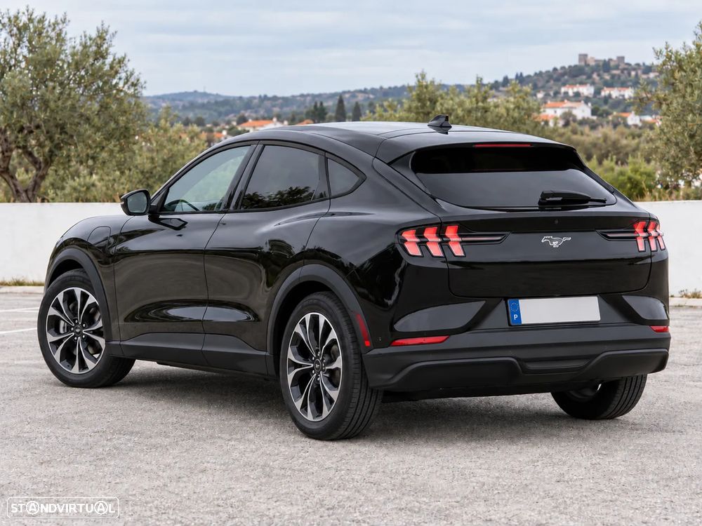 Ford Mustang Mach-E - 7