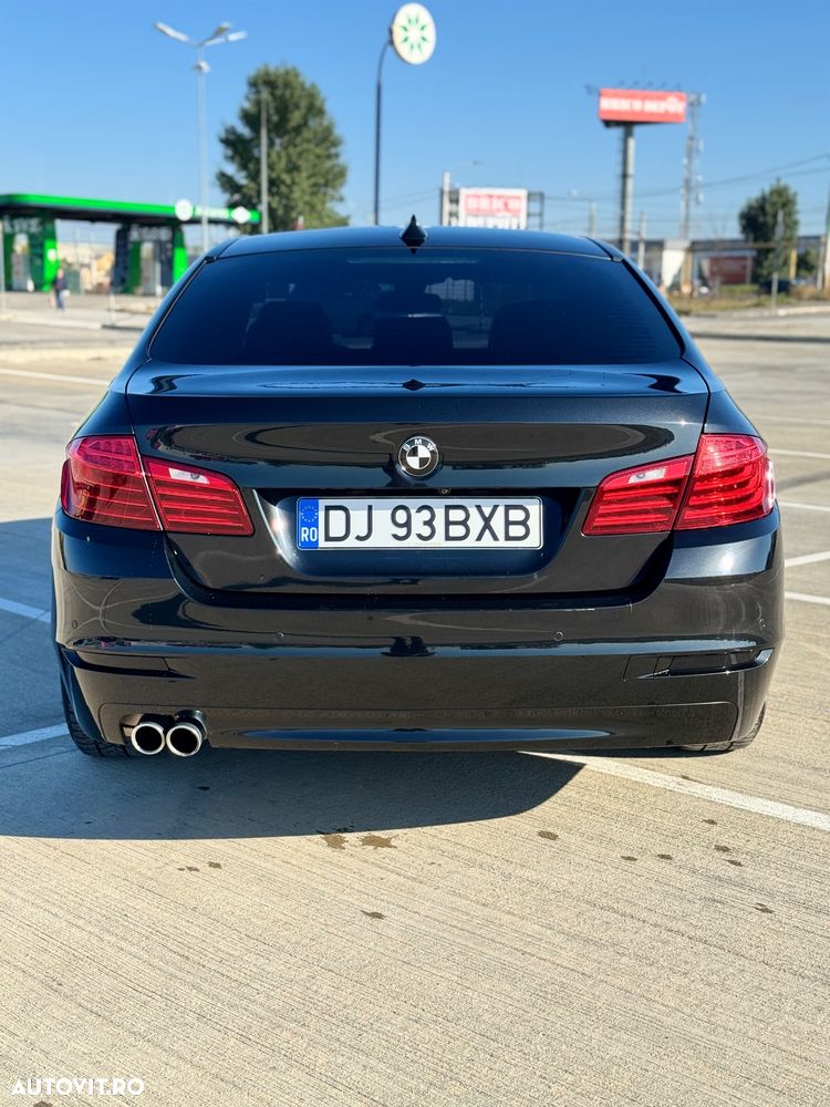 BMW Seria 5 525d xDrive AT - 6
