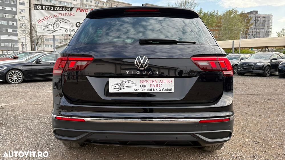 Volkswagen Tiguan - 33