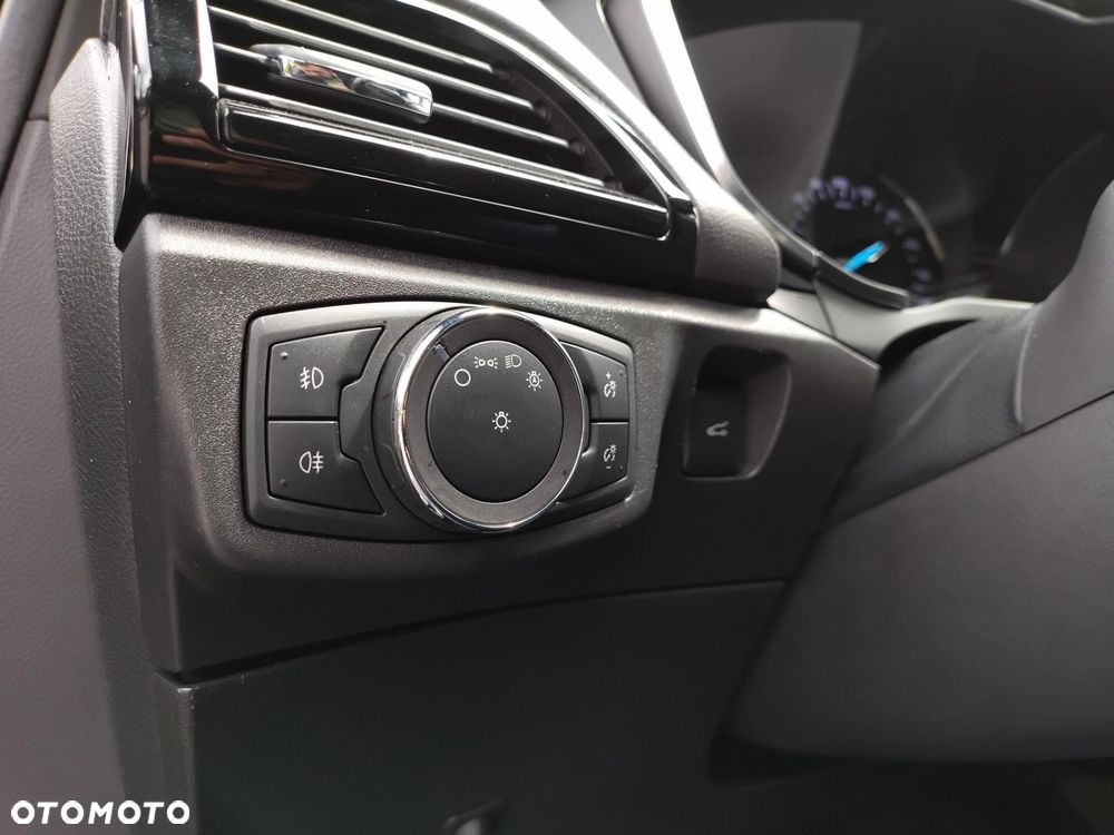 Ford Mondeo - 25